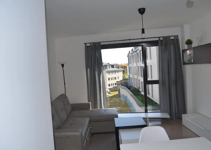 Precioso Apartamento Con Garaje En Ares.
